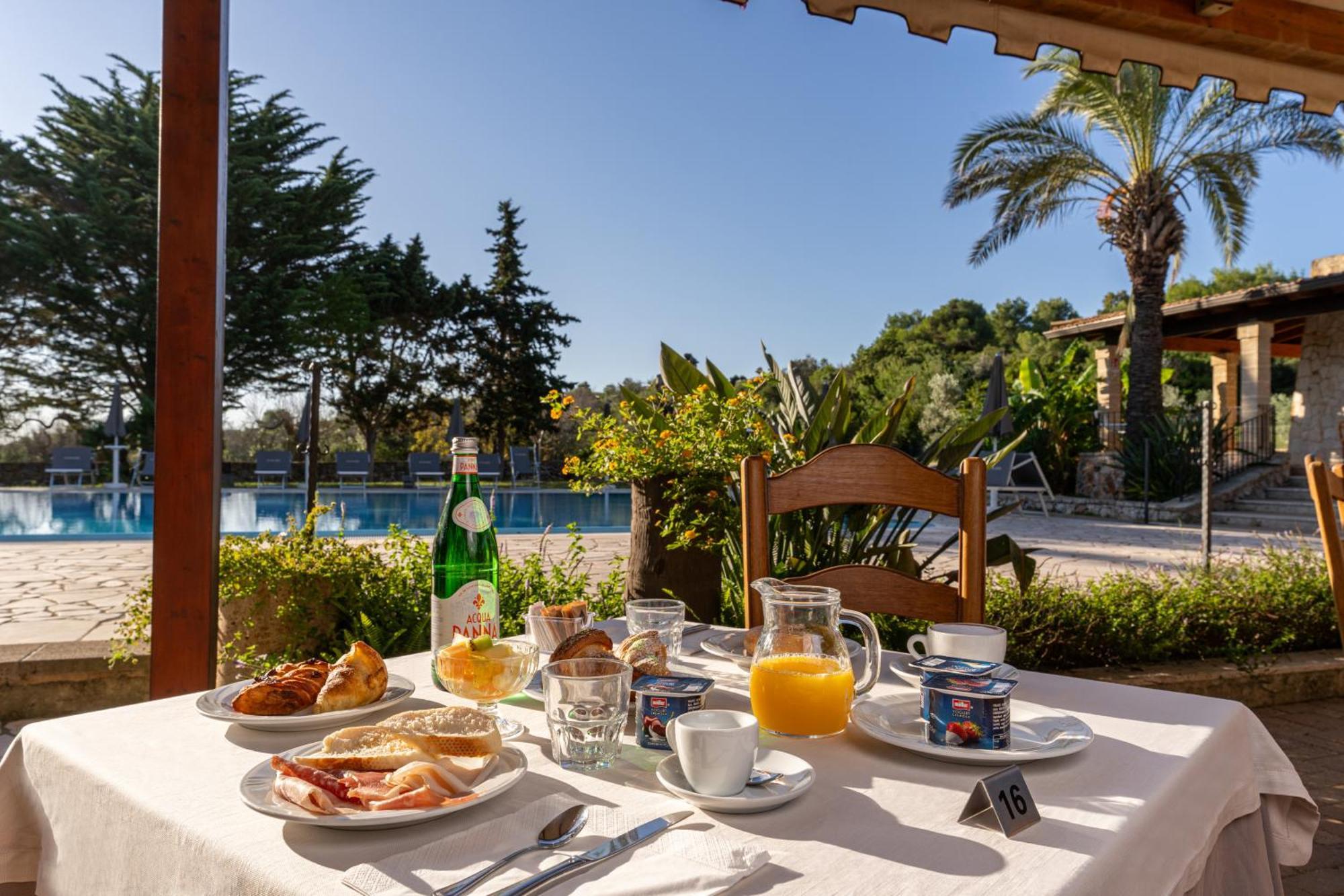 Hotel Masseria Le Pajare 프레제스 외부 사진